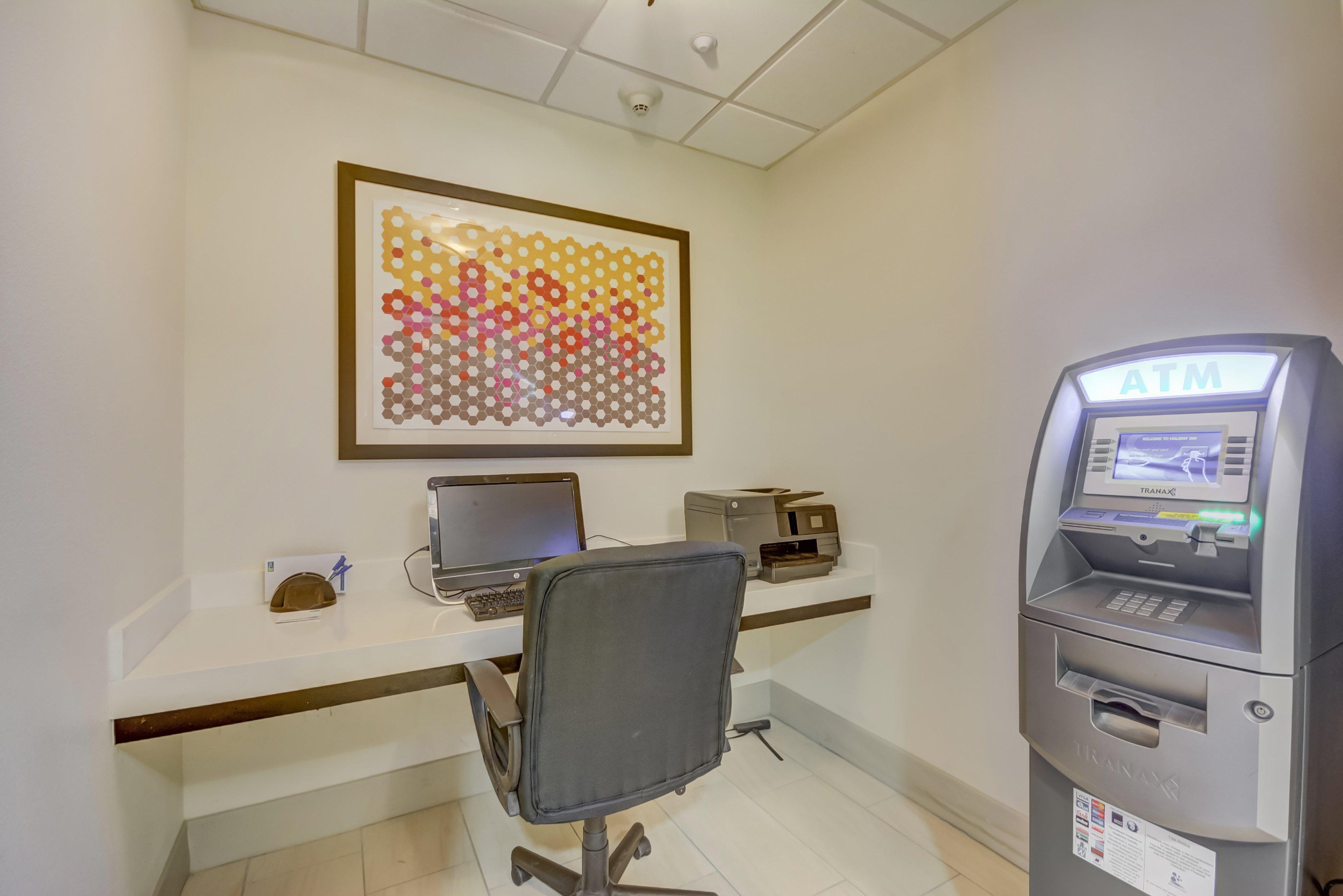 Express & Tampa-usf-busch Gardens By Ihg 2*