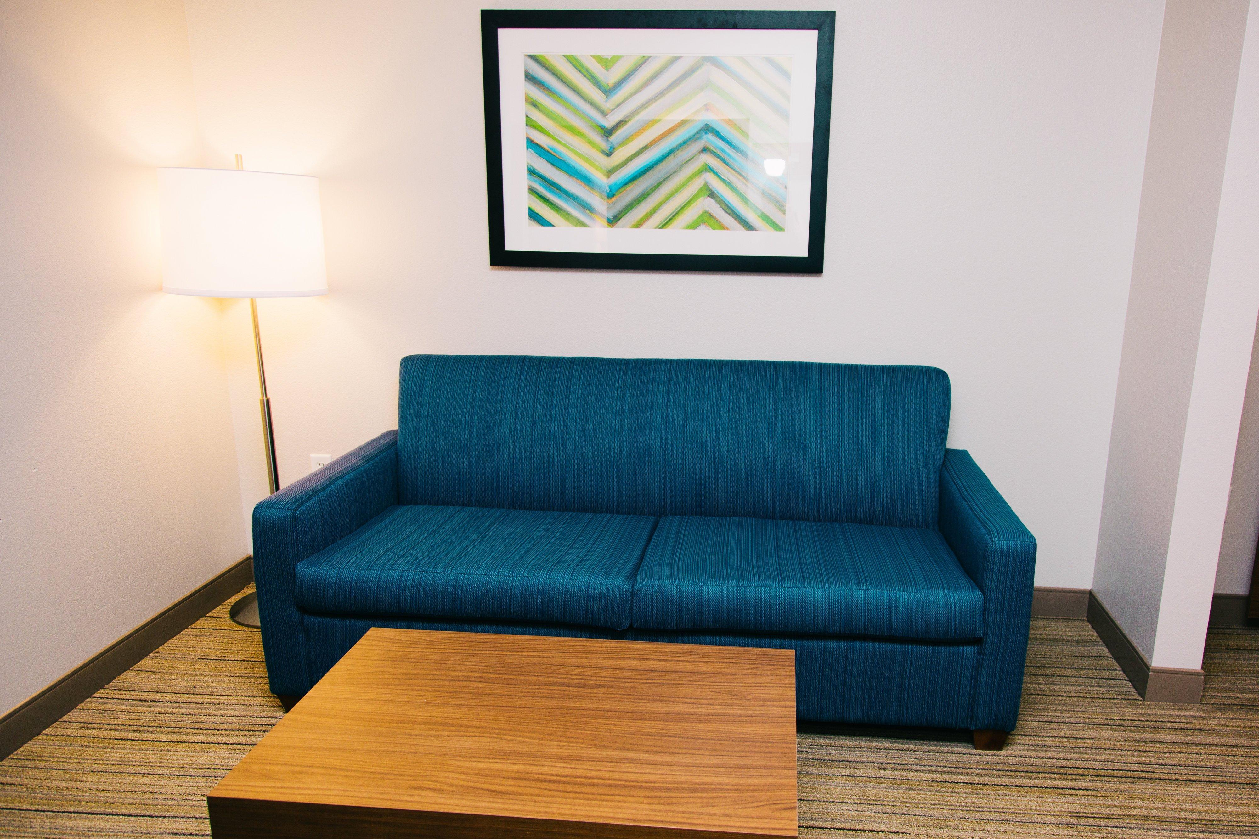 Hotel Express & Tampa-usf-busch Gardens By Ihg 2*